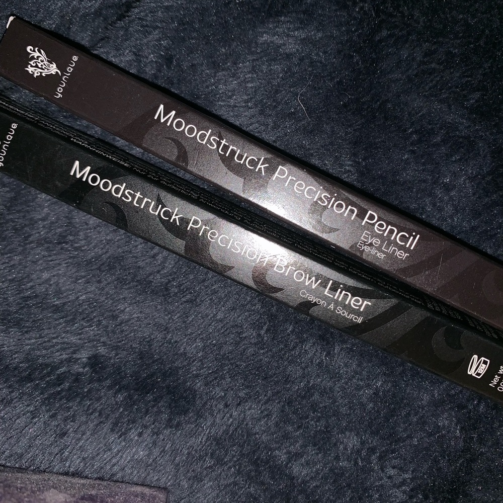 Younique eye liner & eyebrow liner
